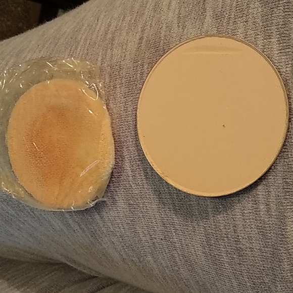 Cody Compact Refill - Picture 2 of 2